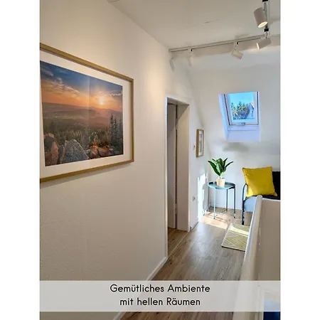 Waldhaeuschen - Bis 10 Personen, 4 Schlafzimmer, 2 Baeder, Tischkicker, Kostenlose Parkplaetze, Wlan, Smart-tvs Holiday home