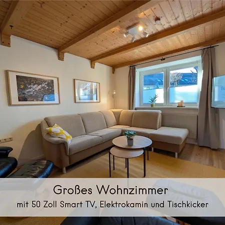 Holiday home Waldhaeuschen - Bis 10 Personen, 4 Schlafzimmer, 2 Baeder, Tischkicker, Kostenlose Parkplaetze, Wlan, Smart-tvs