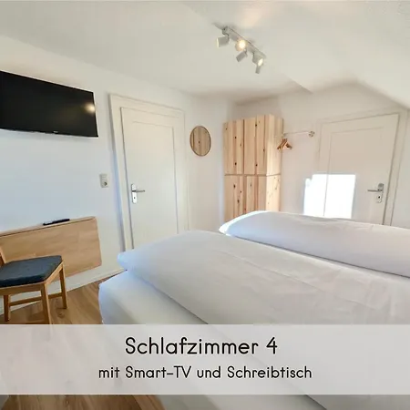 Waldhaeuschen - Bis 10 Personen, 4 Schlafzimmer, 2 Baeder, Tischkicker, Kostenlose Parkplaetze, Wlan, Smart-tvs Mehlmeisel
