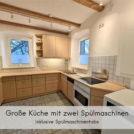 Waldhaeuschen - Bis 10 Personen, 4 Schlafzimmer, 2 Baeder, Tischkicker, Kostenlose Parkplaetze, Wlan, Smart-tvs *