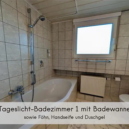 Waldhaeuschen - Bis 10 Personen, 4 Schlafzimmer, 2 Baeder, Tischkicker, Kostenlose Parkplaetze, Wlan, Smart-tvs * Mehlmeisel