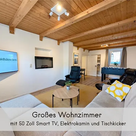 Waldhaeuschen - Bis 10 Personen, 4 Schlafzimmer, 2 Baeder, Tischkicker, Kostenlose Parkplaetze, Wlan, Smart-tvs