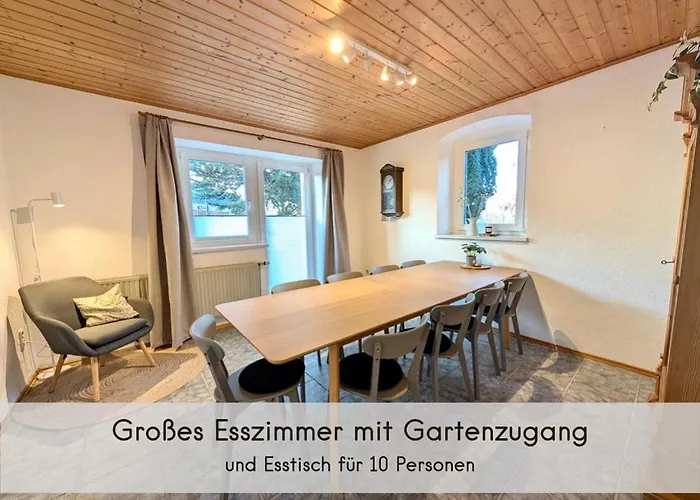 Waldhaeuschen - Bis 10 Personen, 4 Schlafzimmer, 2 Baeder, Tischkicker, Kostenlose Parkplaetze, Wlan, Smart-tvs