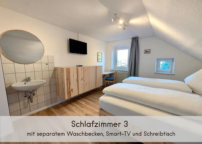 بيت للعطل Waldhaeuschen - Bis 10 Personen, 4 Schlafzimmer, 2 Baeder, Tischkicker, Kostenlose Parkplaetze, Wlan, Smart-tvs *